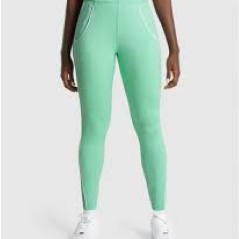 Gymshark Green High-Waisted Leggings